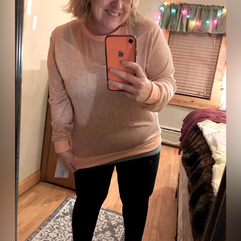 LuLaRoe “Lizzy” lightweight pretty sweater. Stretchy waistband. Fast shipper. - Picture 4 of 4